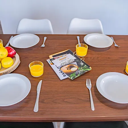 Luxusny, Plne Zariadeny, Sukromny S Klimatizaciou Nedaleko Historickeho Kupelneho Mesta Bojnice Novaky