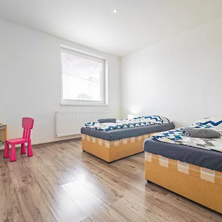 Apartman Luxusny, Plne Zariadeny, Sukromny S Klimatizaciou Nedaleko Historickeho Kupelneho Mesta Bojnice *