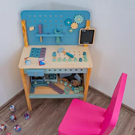 Apartment Luxusny, Plne Zariadeny, Sukromny S Klimatizaciou Nedaleko Historickeho Kupelneho Mesta Bojnice Novaky