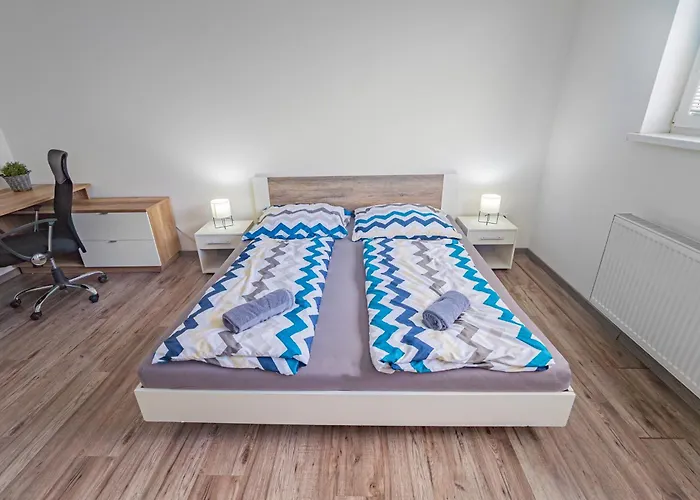 Lejlighed Luxusny, Plne Zariadeny, Sukromny S Klimatizaciou Nedaleko Historickeho Kupelneho Mesta Bojnice *